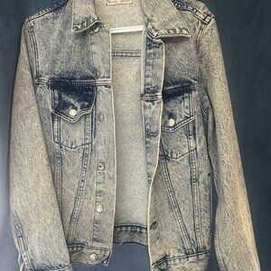 Brandy Mellville Jean Jacket, rarely worn.